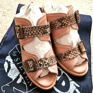 Freebird by Steven CAPRICE in Blush size 9